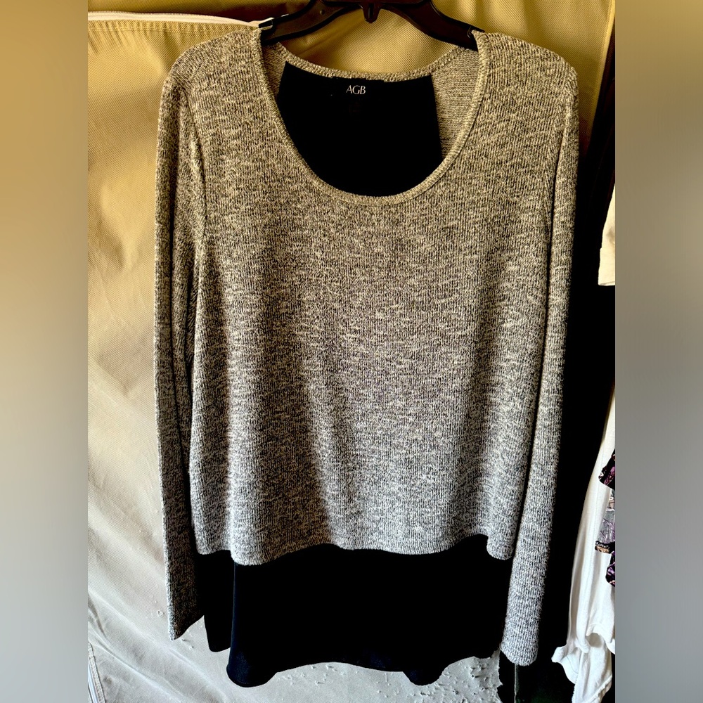 AGB lovely sweater blouse long flowing XL